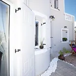 Selenophile With Heated Pool Villa Monolithos (Santorini)