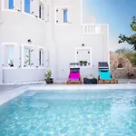 Selenophile With Heated Pool Villa