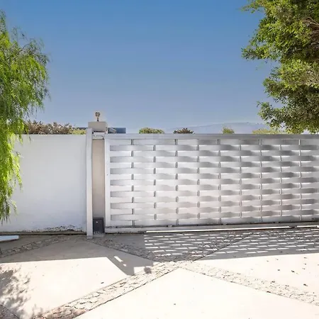 Selenophile With Heated Pool * Monolithos (Santorini)