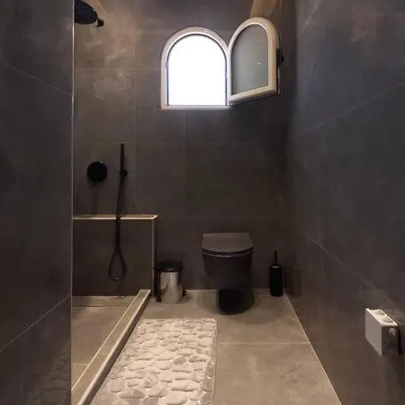 Selenophile With Heated Pool Villa Monolithos (Santorini)