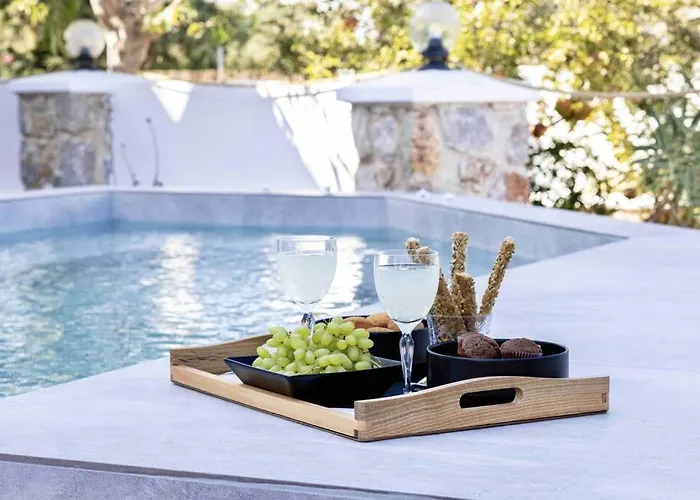 Selenophile With Heated Pool Villa *