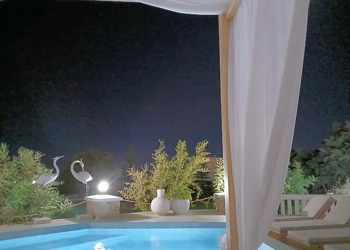 Villa Selenophile With Heated Pool *